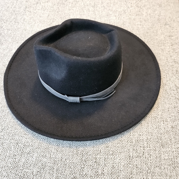 Black Felt Fedora Hat - Picture 6 of 16